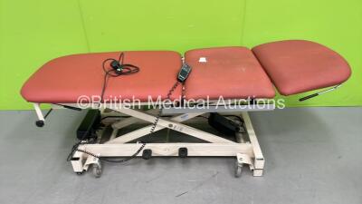 Hoskin Electric Patient Couch with Controller (No Movement with Loose Cushion) *SN R45ASM9431*