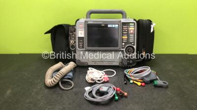 Medtronic Physio-Control Lifepak 15 12-Lead Monitor / Defibrillator *Mfd - 2009* Ref - 99577-000025 P/N - V15-2-000030 Software Version - 3306808-007 with Pacer, CO2, SPO2, NIBP, ECG and Printer Options, 4 and 6 Lead ECG Leads, SPO2 Finger Sensor, NIBP Cu