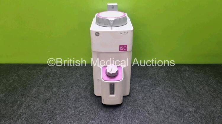 GE Tec 850 Isoflurane Vaporizer (Mfd) 2019) *SN SQAY01254*