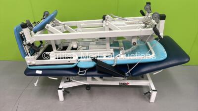 Medi-Plinth Hydraulic Patient Examination Couch (Hydraulics Tested Working) and 1 x Huntleigh Electric Patient Examination Couch with Controller (Powers Up with Some Damage - See Photo) *S/N 39956*