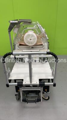 Drager Isolette TI500 Infant Transport Incubator with Mattress on Stretcher (Powers Up) *S/N 1006743419* - 3