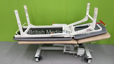 1 x acime Static Patient Examination Couch and 1 x Plinth 2000 Electric Patient Examination Couch with Controller (No Power)