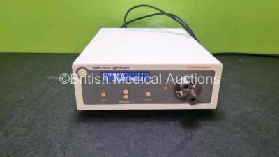 Smith & Nephew 500XL Xenon Light Source *Mfd 2013* (Powers Up Lamp Hours 283)