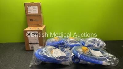 Job Lot of Fisher & Paykel Accessories Including 5 x Fisher & Paykel REF AA452 Optiflow Oxygen Kits, 1 x Fisher & Paykel REF AA041M Mask Set and 2 x Fisher & Paykel REF AA520 Flow Diverters *All Unused*