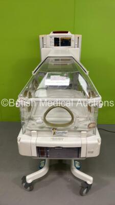 Ohmeda Medical Giraffe OmniBed Infant Incubator (Powers Up) *HDGJ50271*