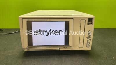 Stryker SDC Ultra HD Information Management System Software Version 7.0G (Powers Up with Damage-See Photo) *SN 08D001824*