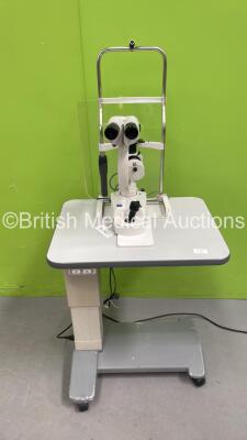 Zeiss SL115 Classic Slit Lamp on Stand with 2 x 10x Eyepieces and Chin Rest on Motorized Table (Powers Up with Good Bulb) *S/N 818637*