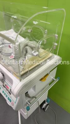 Atom V-2100G Infant Incubator with Mattress (Powers Up) - 9