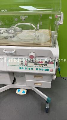 Atom V-2100G Infant Incubator with Mattress (Powers Up) - 5