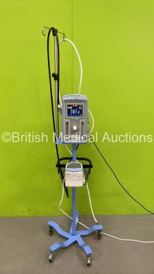 Carefusion Infant Flow SiPAP on Stand with Hoses and Fisher&Paykel MR850AEK Humidifier (Powers Up) *S/N BDN01305*