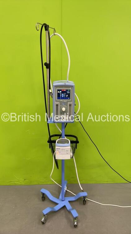 Carefusion Infant Flow SiPAP on Stand with Hoses and Fisher&Paykel MR850AEK Humidifier (Powers Up) *S/N BDN01305*