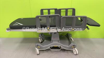 Anetic Aid QA4 Manual Function Patient Trolley with Cushions (Hydraulics Tested Working) *S/N 852*