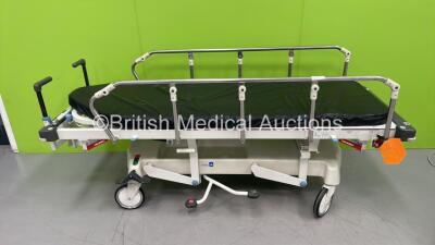 Huntleigh Lifeguard Hydraulic Patient Trolley with Mattress (Hydraulics Tested Working)