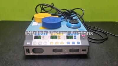 Valleylab Force FX-8C Electrosurgical / Diathermy Unit with 2 x Footswitches (Powers Up)