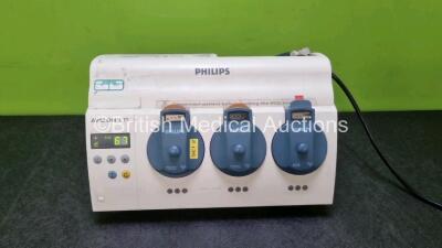 Philips M2720A Avalon CTS Fetal Transducer System (Powers Up) with 2 x Philips M2725A TOCO Transducers and 1 x M2727A ECG Transducer