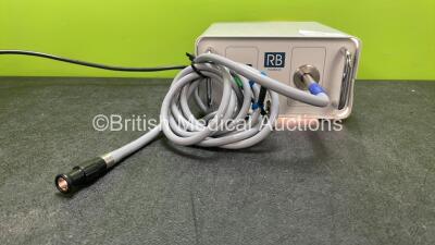 RB Medical Neonate 100 Light Source with 1 x Ref 118/7999 Light Source Cable (Powers Up)