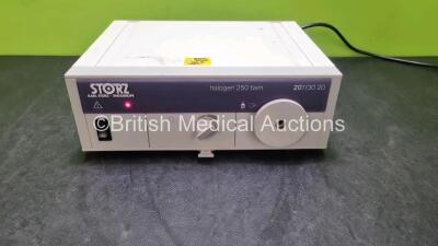 Karl Storz 201130 20 Halogen 250 Twin Light Source Unit (Powers Up No Bulb) *SN M000000002071*