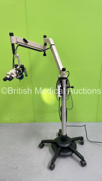 Global Entree Extra Surgical Microscope with Binoculars, 2 x 10x Eyepieces, Lens, DP Medical DP1010 Digital Signal Processor and Global Halogen Two System Light Source (Powers Up) *S/N 00138*