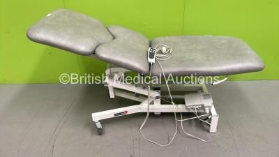 Medi-Plinth Electric Couch with Controller (No Power) *68548*