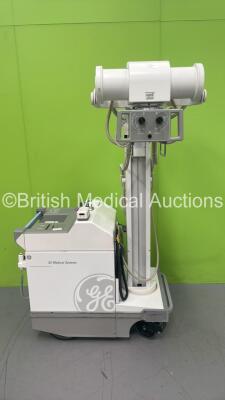 GE AMX 4 Plus - IEC, AEC. TSW Mobile X-Ray Model No 2275938-4 (Powers Up with Key - Key Included) *S/N 964819WK7* **Mfd 07/2001**