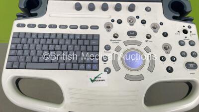 GE Logiq S7 Expert Flat Screen Ultrasound Scanner Ref.5497442 *Mfd Jul 2015* Software Version - R2, Software Revision 0.4 (Powers Up with 6 x Missing Dials) *SN 296452SU6* - 2