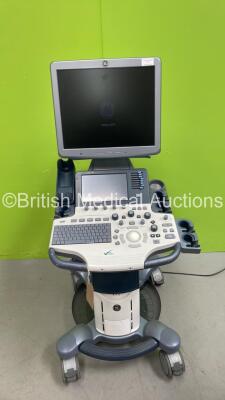 GE Logiq S8 Flat Screen Ultrasound Scanner Ref 5478058 *S/N 248981SU3* **Mfd 11/2013** Software Version R2 Software Revision 3.1 (Powers Up - Some Marks to Casing - See Photos)