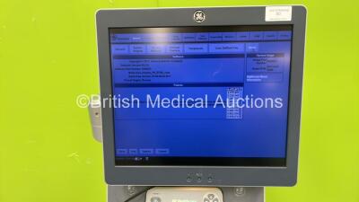 GE Logiq P6 Model 5329847 Ultrasound Scanner *Mfd 03-2010* Software Version R2.0.5 Software Part Number 5329523 (Powers Up - Mark to Screen - See Photo) - 6