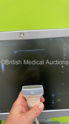 GE Logiq S8 Flat Screen Ultrasound Scanner Ref 5418099 *S/N 176009SU9* **Mfd 02/2012** Software Version R1.5.4 with 2 x Transducers / Probes (9L-D Ref 5194432 *Mfd 12/2011* and IC5-9-D Ref 5492351 *Mfd 10/2015*) (Powers Up) - 5