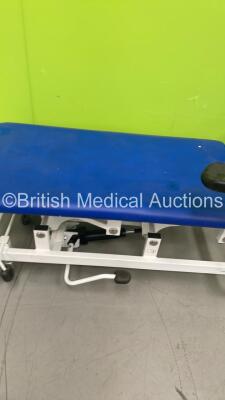 Bristol Maid Patient Examination Couch (Hydraulics Faulty) *S/N NA* - 4