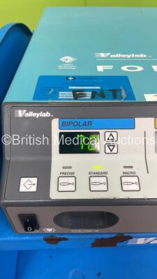 Valleylab Force FX-8CS Electrosurgical / Diathermy Unit on Stand (Powers Up) *S/N SF8K03482A* - 3