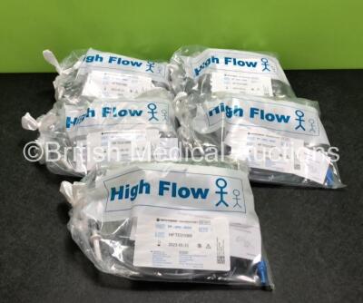 5 x Vapotherm High Flow Kits Including Patient Circuits and Delivery Tubes *Expired 05/2023* (Unused)