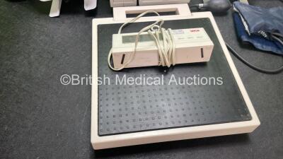 Mixed Lot Including 1 x Spacelabs Ultraview SL Unit 3 x BP Meters and Seca Weighing Scales - 3