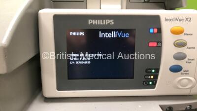 Philips IntelliVue MP30 Touch Screen Patient Monitor (Powers Up) with 1 x Philips IntelliVue X2 Handheld Patient Monitor Including ECG, SpO2, NBP, Temp and Press Options (Powers Up with Crack in Casing) *SN DE95040920 / DE72873787* - 4