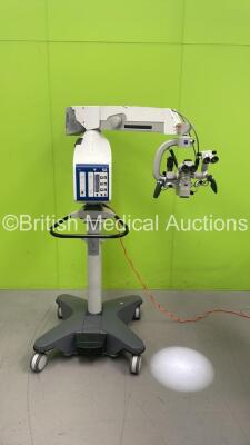 Zeiss OPMI Vario Dual Operated Surgical Microscope with 2 x f170 Binoculars, 4 x 12,5x Eyepieces, 1 x Camera Attachment with 10x Eyepiece and Lens on Zeiss S8 Stand (Powers Up with Good Bulb - Missing Rear Case - See Pictures)