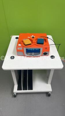 Gyrus Medical Model 7444000 PK Superpulse Generator with Footswitch on Table (Powers Up)