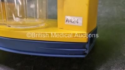 4 x LSU Laerdal Suction Units (All Power Up, 2 x with Damage to Casing) with 4 x Cups (3 x with Missing Lids) and 3 x Batteries *SN 78440965779 / 78231580046 / 78342091934 / 784514740528* - 9