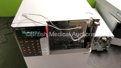 Job Lot Including 1 x Shimadzu SIL-20A Autosampler, 1 x Shimadzu LC-20AD Liquid Chromatograph, 1 x Shimadzu RF-20A Fluorescence Detector and 1 x Shimadzu DGU-20A3 Degasser (All Power Up with Missing Front Casing - See Photos) - 6