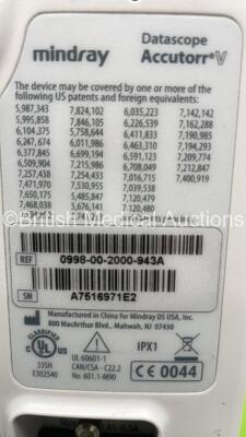 1 x Mindray Datascope Accutorr V Vital Signs Monitor on Stand with Leads, 1 x Datascope Duo Vital Signs Monitor on Stand with BP Hose and 2 x Welch Allyn SPOT Vital Signs Monitors on Stands (All Power Up) *S/N 201502928 / 201502930 /MD01362-L4* - 6