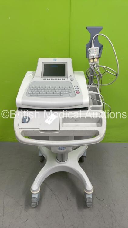 GE MAC 3500 ECG Machine on Stand with 10 Lead ECG Lead *Mfd 2011* (Powers Up) *SCA11263291PA*