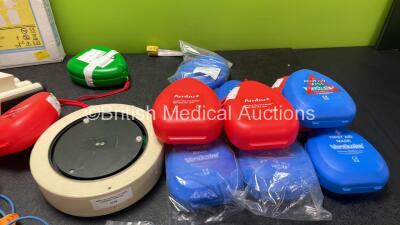 Mixed Lot Including 1 x Entonox Hose, 1 x Cardiac Science Infant Electrode, 2 x Nonin Digital SpO2 Finger Sensor, 10 x Face Masks and 10 x Laryngoscope Blades and Handles - 4