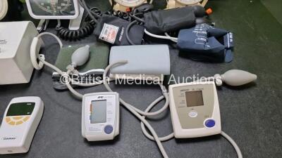 Mixed Lot Including 3 x Accoson BP Gauges with BP Cuffs, 1 x Welch Allyn BP Gauge with BP Cuff, 1 x A&D Medical Digital Blood Pressure Monitor, 1 x Omron M1 Classic Digital Blood Pressure Monitor, 1 x Daray Pulse Oximeter, 1 x Omron and 1 x 711 Blood Pres - 4