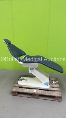 Planmeca Electric Dental Patient Chair (Powers Up)