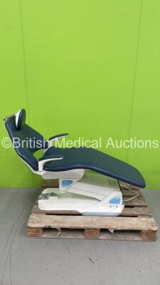 Planmeca Electric Dental Patient Chair (Powers Up)