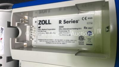 Zoll R Series Plus Defibrillator / Monitor Including Pacer, ECG and Printer Options with 1 x Zoll Sure Power II Battery, 1 x 3 Lead ECG Lead and 1 x Zoll Onestep Adult Electrode Pads *Exp 28-04-2024* (Powers Up) - 5