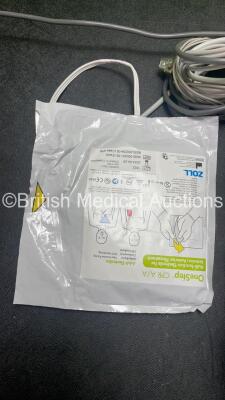 Zoll R Series Plus Defibrillator / Monitor Including Pacer, ECG and Printer Options with 1 x Zoll Sure Power II Battery, 1 x 3 Lead ECG Lead and 1 x Zoll Onestep Adult Electrode Pads *Exp 28-04-2024* (Powers Up) - 6