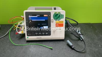 Philips Heartstart XL+ Defibrillator Including ECG and Printer Options with 1 x Paddle Lead, 1 x 3 Lead ECG Lead and 1 x Battery (Powers Up) *SN US31410904*