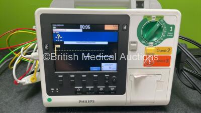 Philips Heartstart XL+ Defibrillator Including ECG and Printer Options with 1 x Paddle Lead, 1 x 3 Lead ECG Lead and 1 x Battery (Powers Up) *SN US31410904* - 2