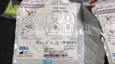 3 x Zoll AED Plus Defibrillators with 3 x Electrode Packs *All Expired* (Untested Due to No Batteries) - 7