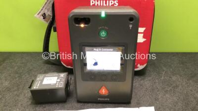 Philips FR3 Heartstart Defibrillator with 2 x Batteries *Install Dates 2026-08 / 2027-02* and 2 x Philips Electrode Packs *Both Expire 2024* in Carry Case (Powers Up) *SN C11K-00772* - 2