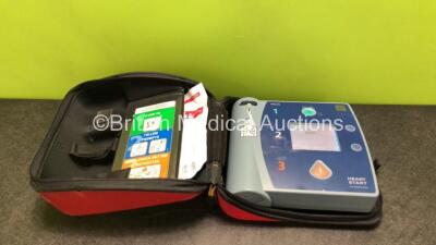 Philips Heartstart FR2+ Defibrillator with 1 x Battery *Install Date 2021* and 1 x Philips Electrode Pack *Expired* in Carry Case (Powers Up)